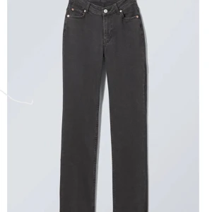 Lågmidjade jeans  - Väldigt bra skick Lågmidjade jeans . Kontakta vid mer frågor och bilder