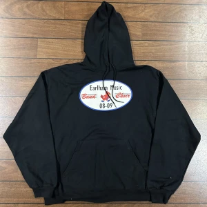 Champion Earlham music Hoodie - Snygg vintage Hoodie från champion i storlek L! Bara att skriva om du undrar över något🙏