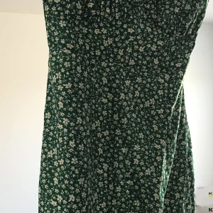 Klänning - Tunnare klänning från SHEIN  36