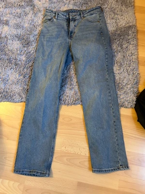 Jeans  - Helt nya sitter jätte skönt 