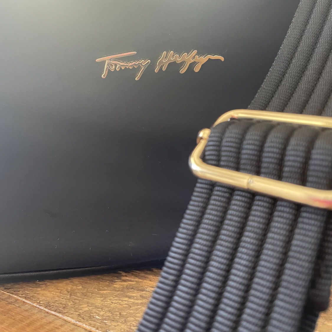 TOMMY HILFIGER väska - 91