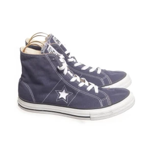Converse One Star - Mörkblå Converse OneStar❤️‍🔥Toppenskick!!!