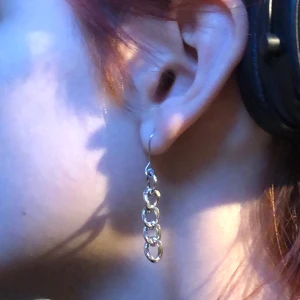 Örhänge kedja - En kedja som är ett örhänge 😱😱😱😱 omg omg gajs haha stainless steel 