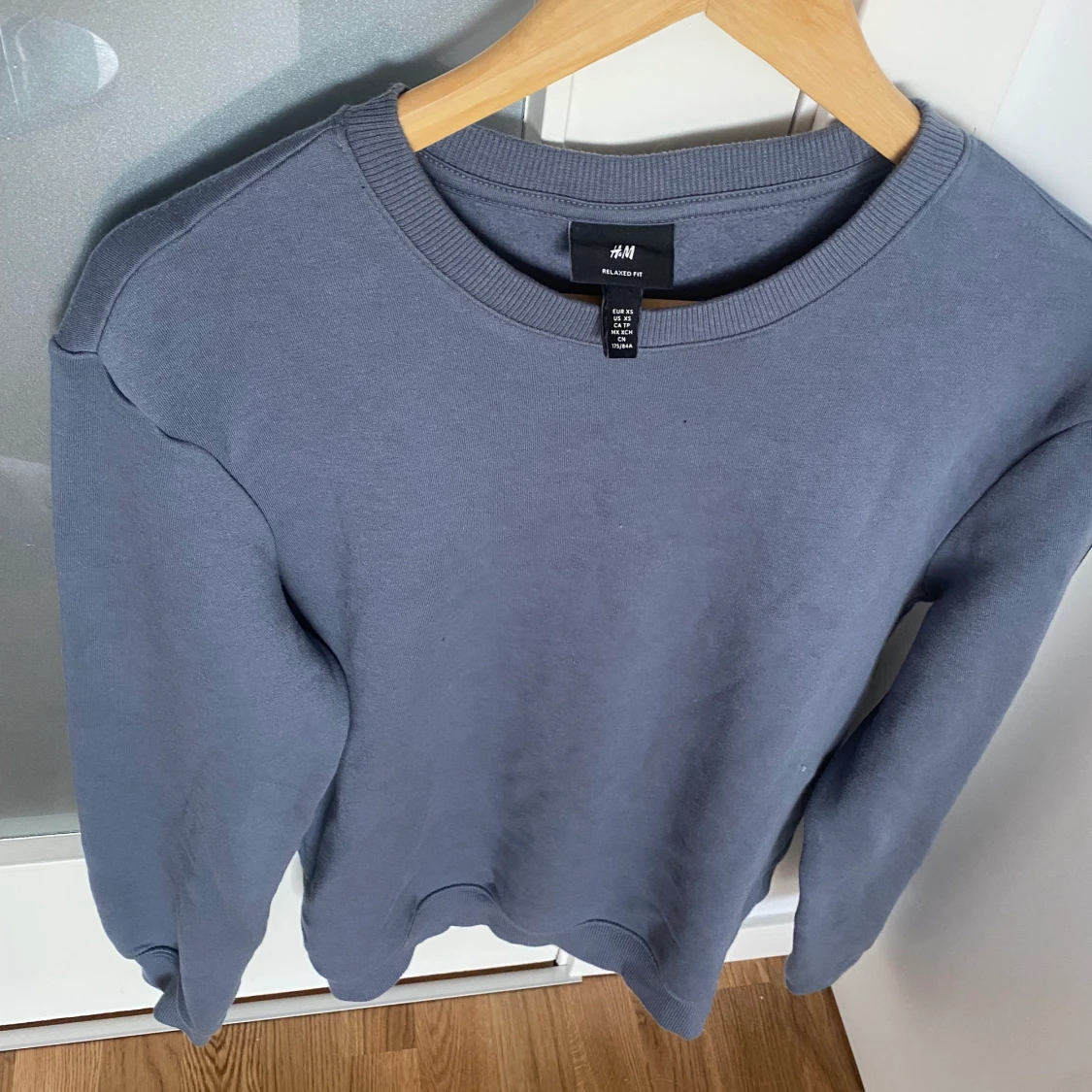 Grå sweatshirt  - 90