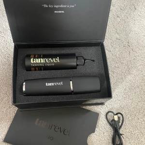 Tanrevel PRO - Säljer min tanrevel PRO som jag endast har testat ca 3 ggr. Allt medföljer. Har däremot använt påfyllnings flaskan till min vanliga tanrevel så den är nästan slut. Nypris 1299kr.