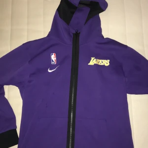  kofta  - Fet kofta knappt använd 