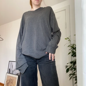 Grå tröja - En grå tröja från Jacks. Frakt tillkommer 🖤