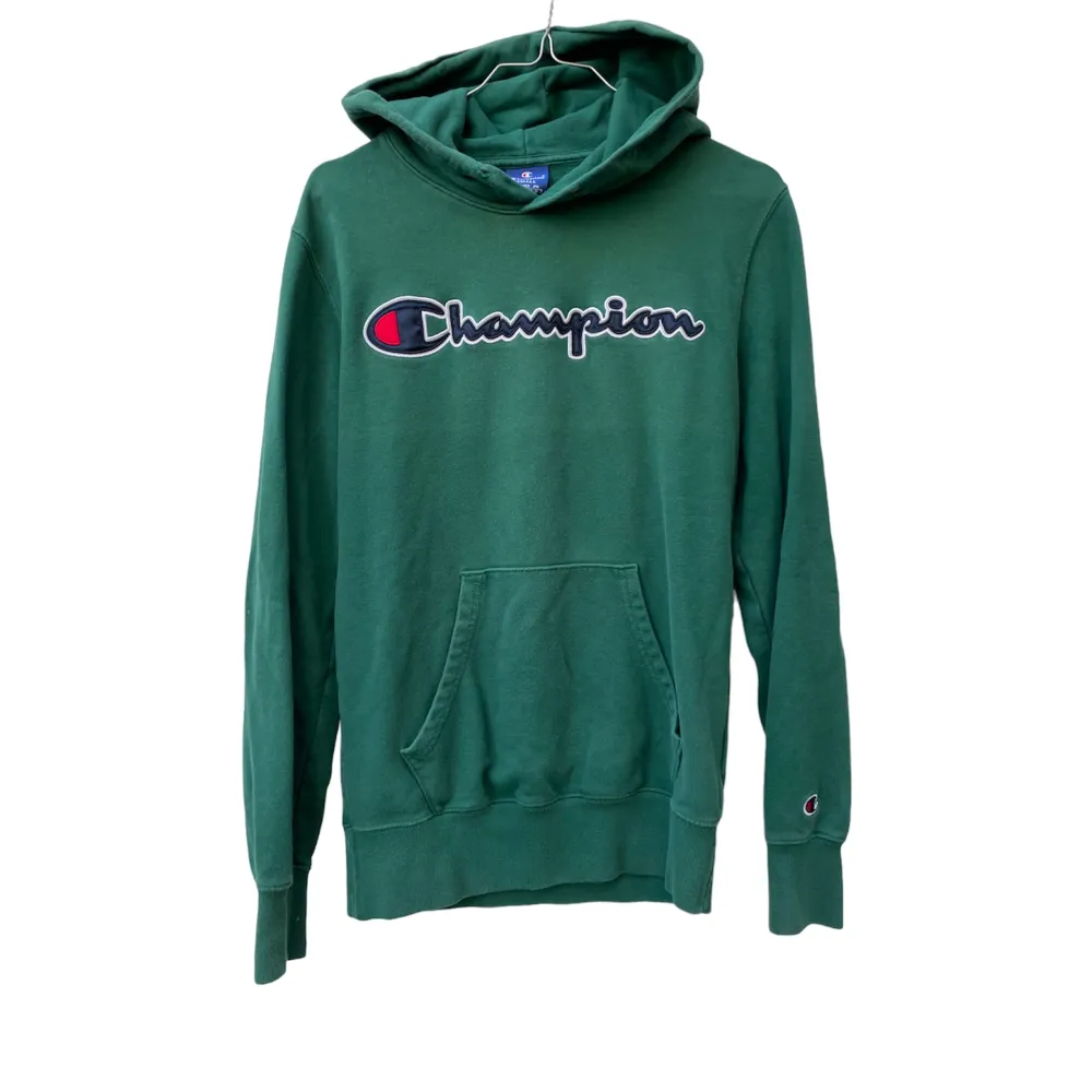 Perfekt vintage skick förutom att snöret till luvan är gone! Size small. Hupparit & Collegepaidat.