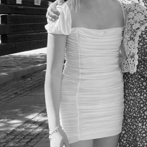 Studentklänning  - Super fin klänning som endast använd en gång💕storlek xs men passar S också då det är ett väldigt stretchigt material