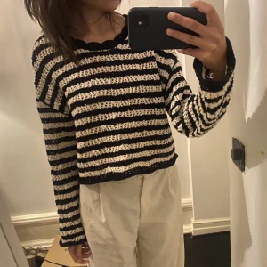 Virkad tröja  - Virkad tröja från PULL AND BEAR