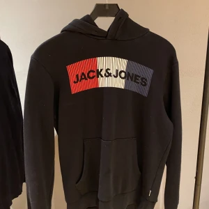 Jack and Jones Hoddie - Strl: S  Mycket fint skick  
