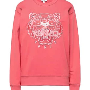 Kenzo tröja  - Säljer denna fina märkes tröjan. Använde den mycket förut men knappt använt den nu! Har inga defekter och skulle passar vem som helst nu till vintern!❤️