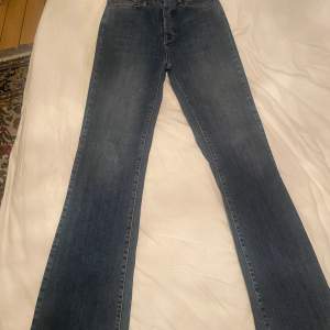 Lexington jeans, knappt använda och utan defekter