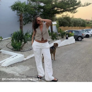 Alobha label linnebyxor - Köpte i somras❤️ jätte bra skick och inga defekter alls❤️