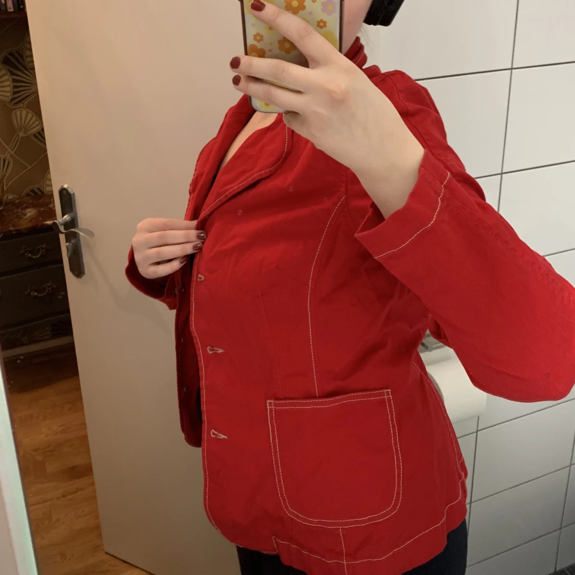 Snygg röd jacka! - 90