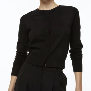 Svart kofta  - Bra skick 