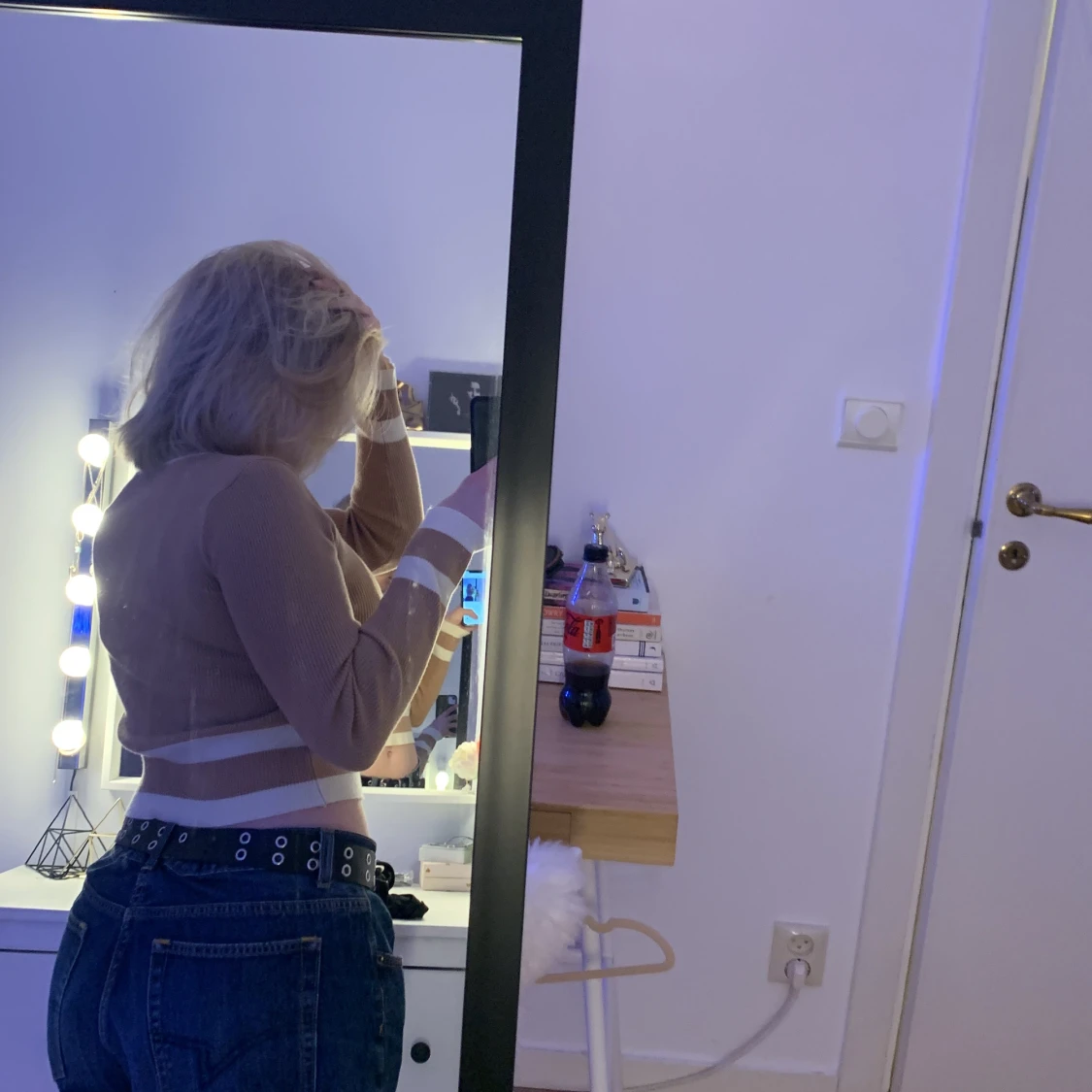 Brun / vit långärmad tröja