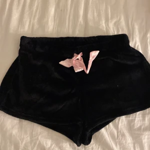 Mjukis  - Jätte mysiga o gulliga mjukis shorts som aldrig är använd, mjukttygg