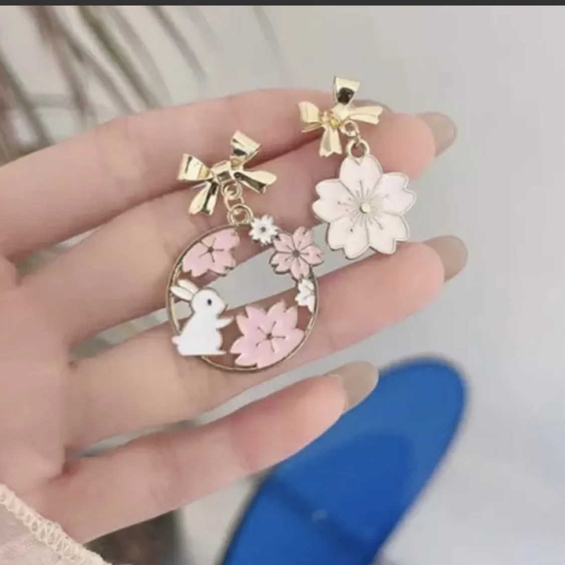 Fina enamal floral motivGuldpläterade Örhängen- 925stämplad silver nal - 90