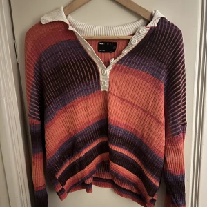 Fin tröja  - Superfin tröja köpt secondhand. Strl 36, som en S. ✨🥰