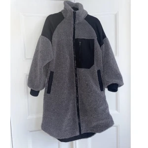 Teddyjacka - Teddyjacka i nyskick. 