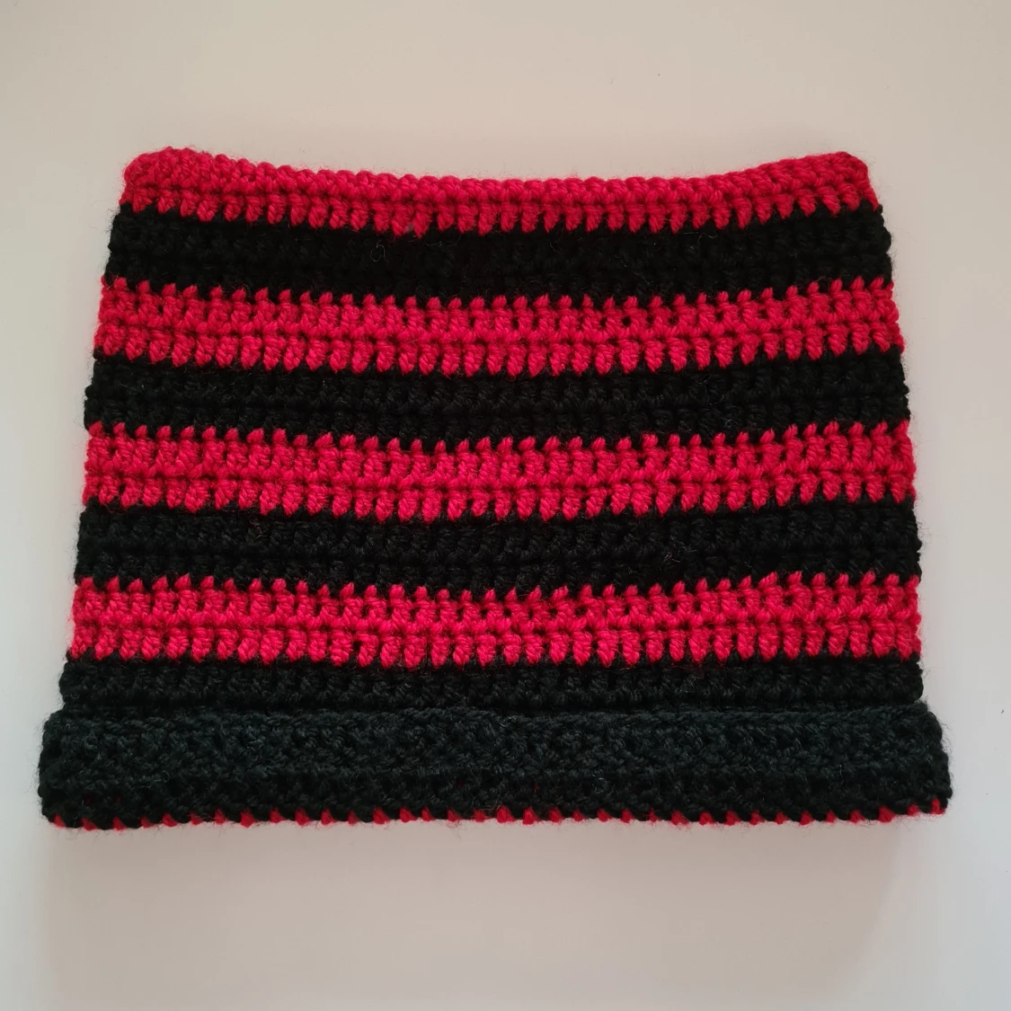 röd/svart cat beanie  - 91