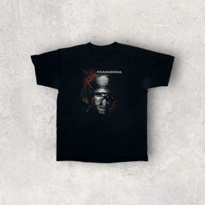 Rammstein Tee - PTP: 54 cm, length: 67 cm. If you are interested in the item please DM first. 