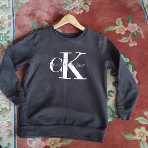 Äkta calvin klein - I mycket bra skick och passar xxs_ s
