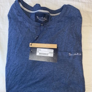 Bondelid T-shirt  - Aldrig använd prislapp på, köpt på MQ för 299kr