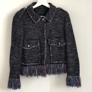 Zara kavaj  - I bra skick, använd fåtal gånger! 