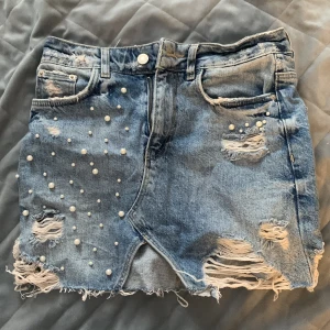 Jeans kjol - En fin jeanskjol från zara
