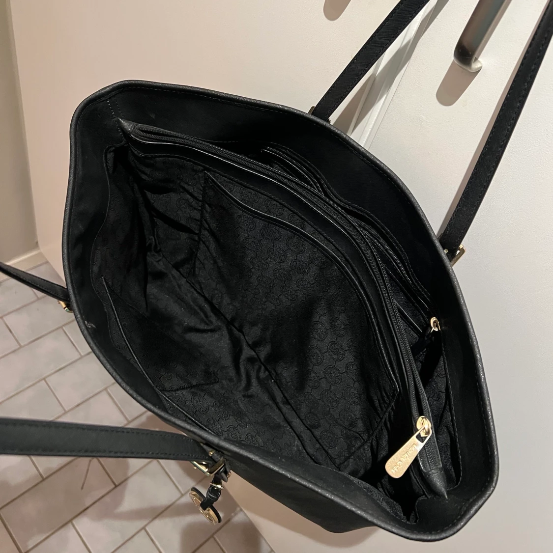 Michael Kors väska - 1