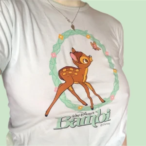 Tshirt med tryck - Supersöt tröja med bambi 🥺