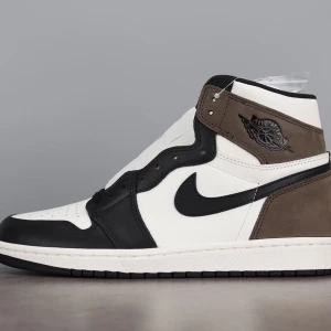 AIR JORDAN 1 MOCHA - air jordan 1 mocha - available in all sizes  Follow vigshoes on instagram   