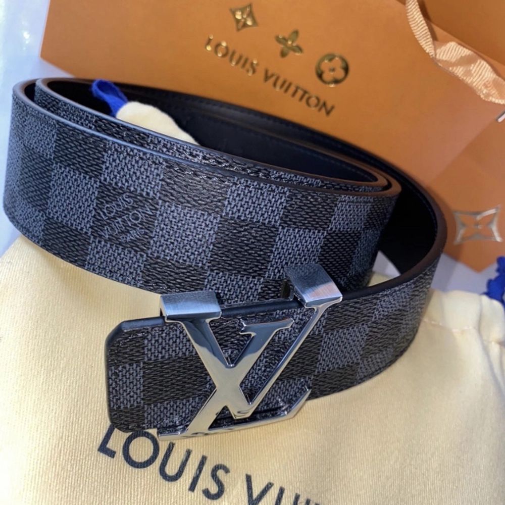 Svart Louis vuitton bälte - Louis Vuitton | Plick Second Hand