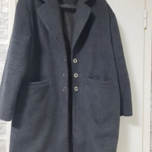 Kappa - Kappa föf kvinna. Strl finns på andra bilden.