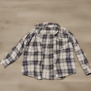 Cubus flanell skjorta  - En flanell skjorta från Cubus i storlek 164