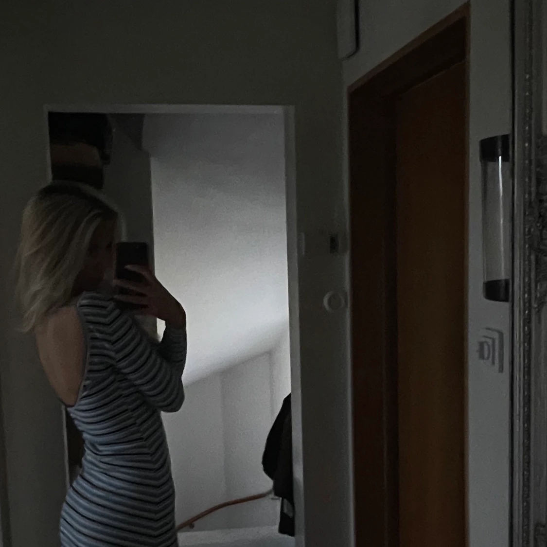 Randig klänning  - 90