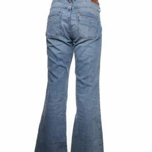 Jeans - Fina frakt 66kr