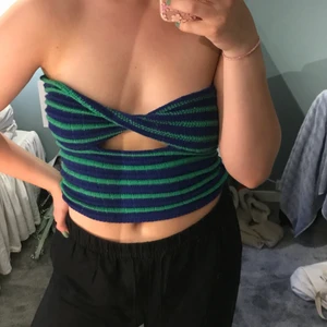 Topp - Jättefin trendig topp i storlek medium💖