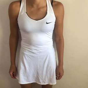 Nike klänning 