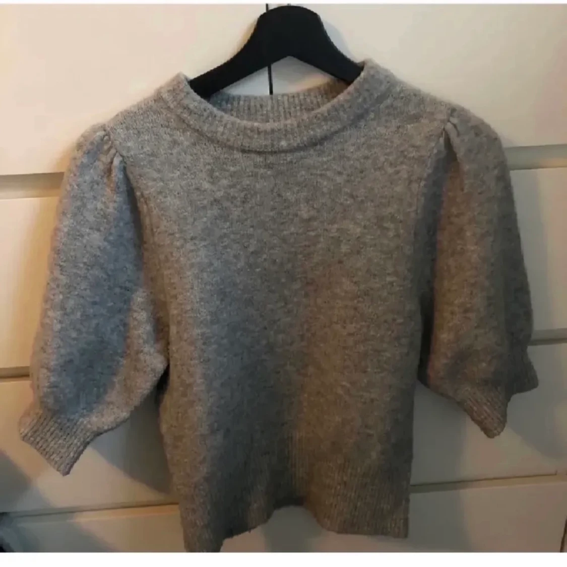 Stickad topp