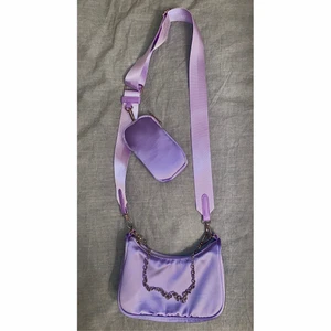 Väska  - Oanvänd axelremsväska 