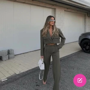 Söker - Söker detta set från Hanna Schönberg X nakd i storlek xs, hör gärna av dig om du säljer🤍