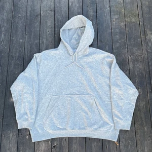 weekday standard hoodie - grå hoodie från weekday, inga konstigheter eller flaws.