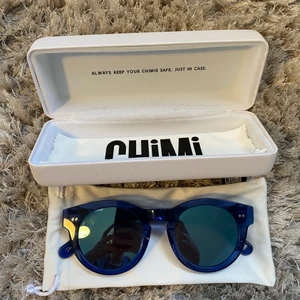 Chimi solglasögon  - Chimi modell 003 knappt använda. Pris kan diskuteras.