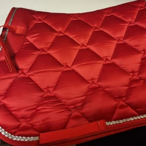 Schabrak - Rött, jättefint schabrak i strl. Full 