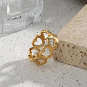 Heart ring - 18k guldpläteirng+ 316l rostfristål
