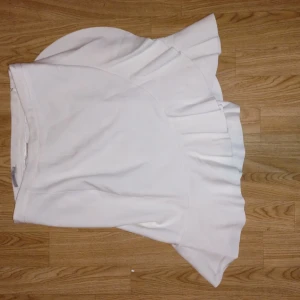 Kjol - Vit fin kjol st l