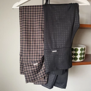 AIMN - Knappt använda :( XS Dunder material, stretch och hög midja 😘 200:- styck 350:- tillsammans 💜